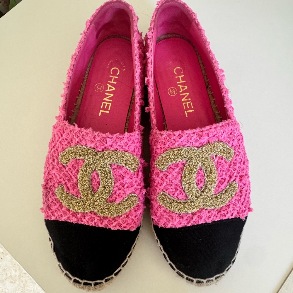 Chanel Pink and Black Women's Espadrilles